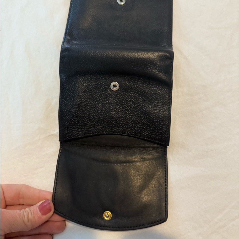 Chanel Black Leather Wallet GUC 0455 - Picture 8 of 12